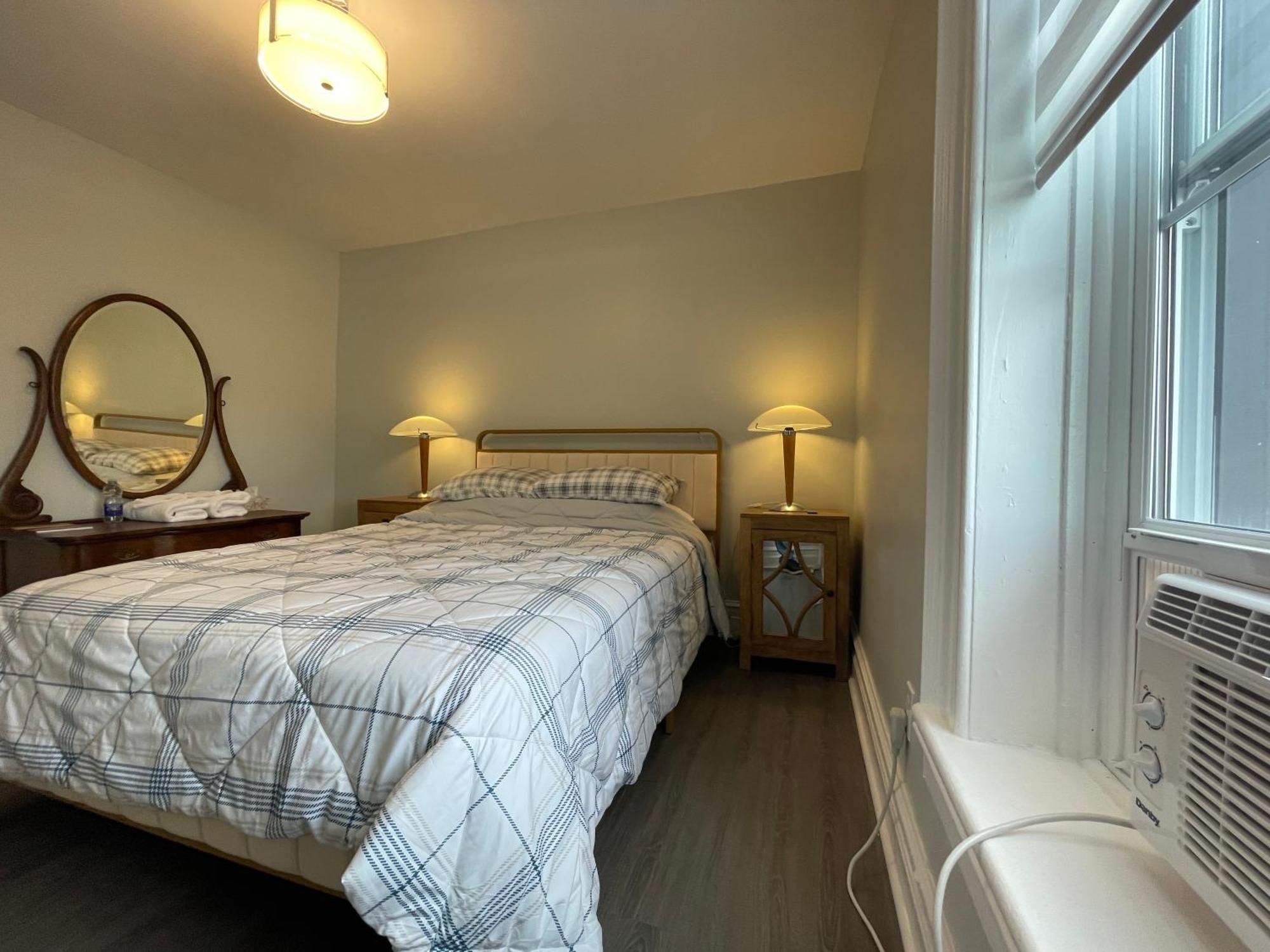 Atlantic Pub & Hotel Glen Robertson Экстерьер фото